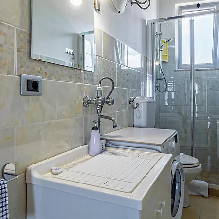 Sunshine House شقة مارينا دي راغوزا